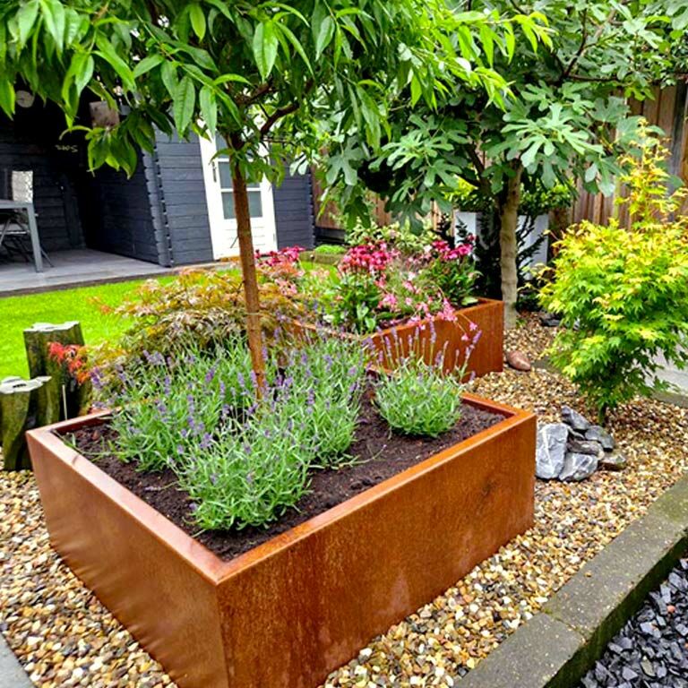 Keevitatud Corten-terasest lillekast Montana 100 x 100 x 40 cm