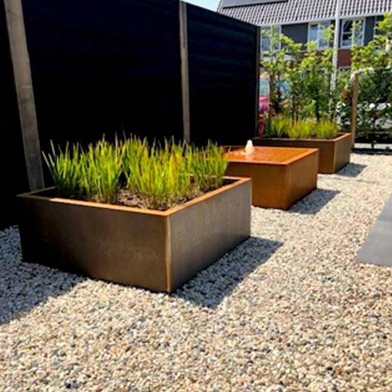 Keevitatud Corten-terasest lillekast Montana 100 x 100 x 40 cm
