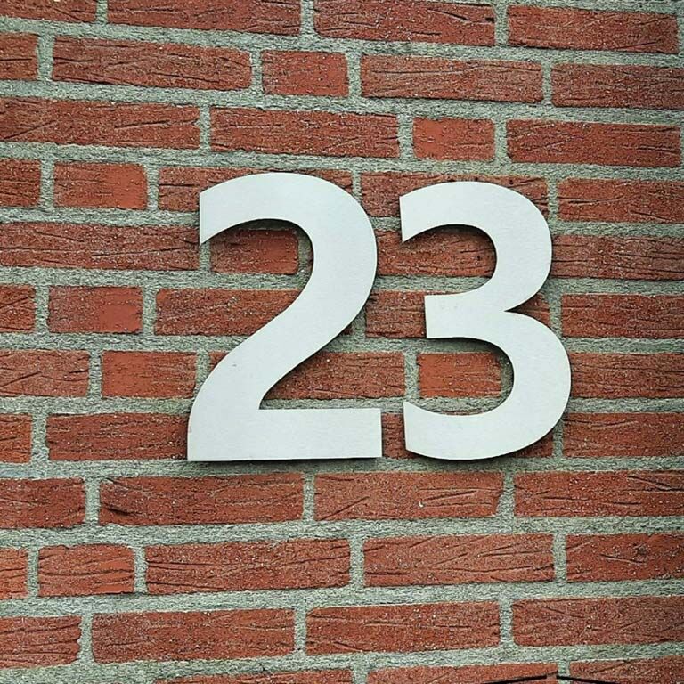 Roostevabast terasest majanumber 9 - 30 cm